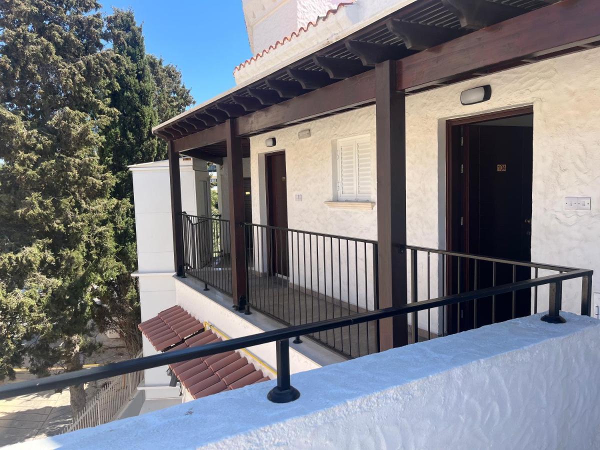 Papho'S Mare Apts بافوس المظهر الخارجي الصورة